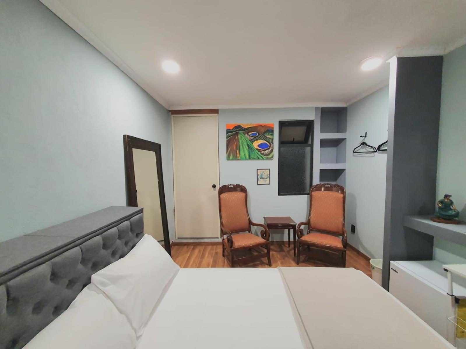 Lindas Suites Eugenio Sue Mexico City Exterior photo